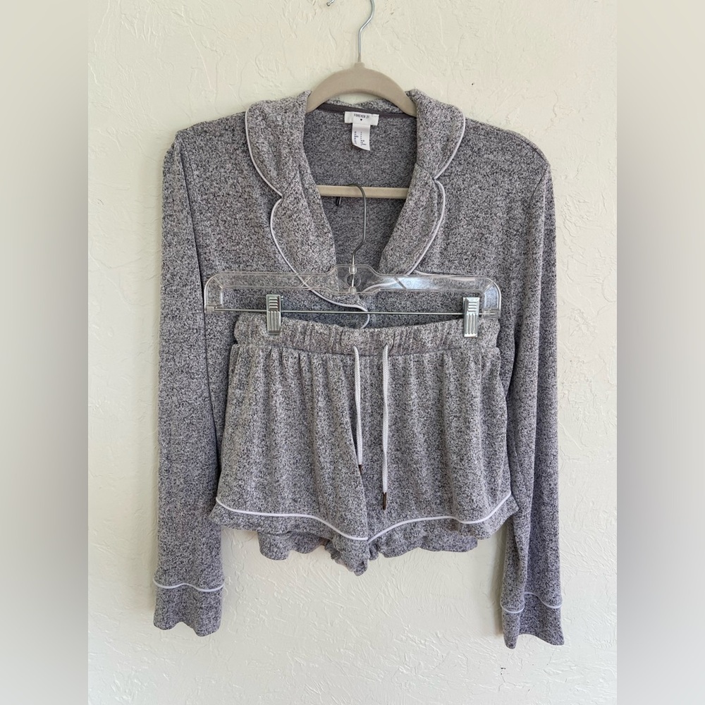 Forever 21 matching pajama set